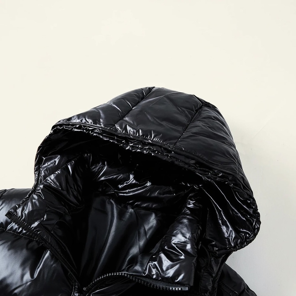 Men's Black Puffer Jacket - Picture 3 of 4